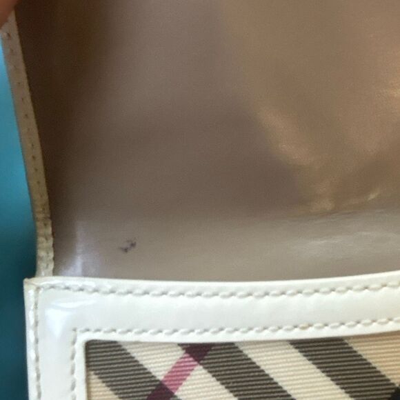 Burberry House Nova Check & white leather stirrup wallet bi fold 4.5x5.5 - Picture 9 of 10